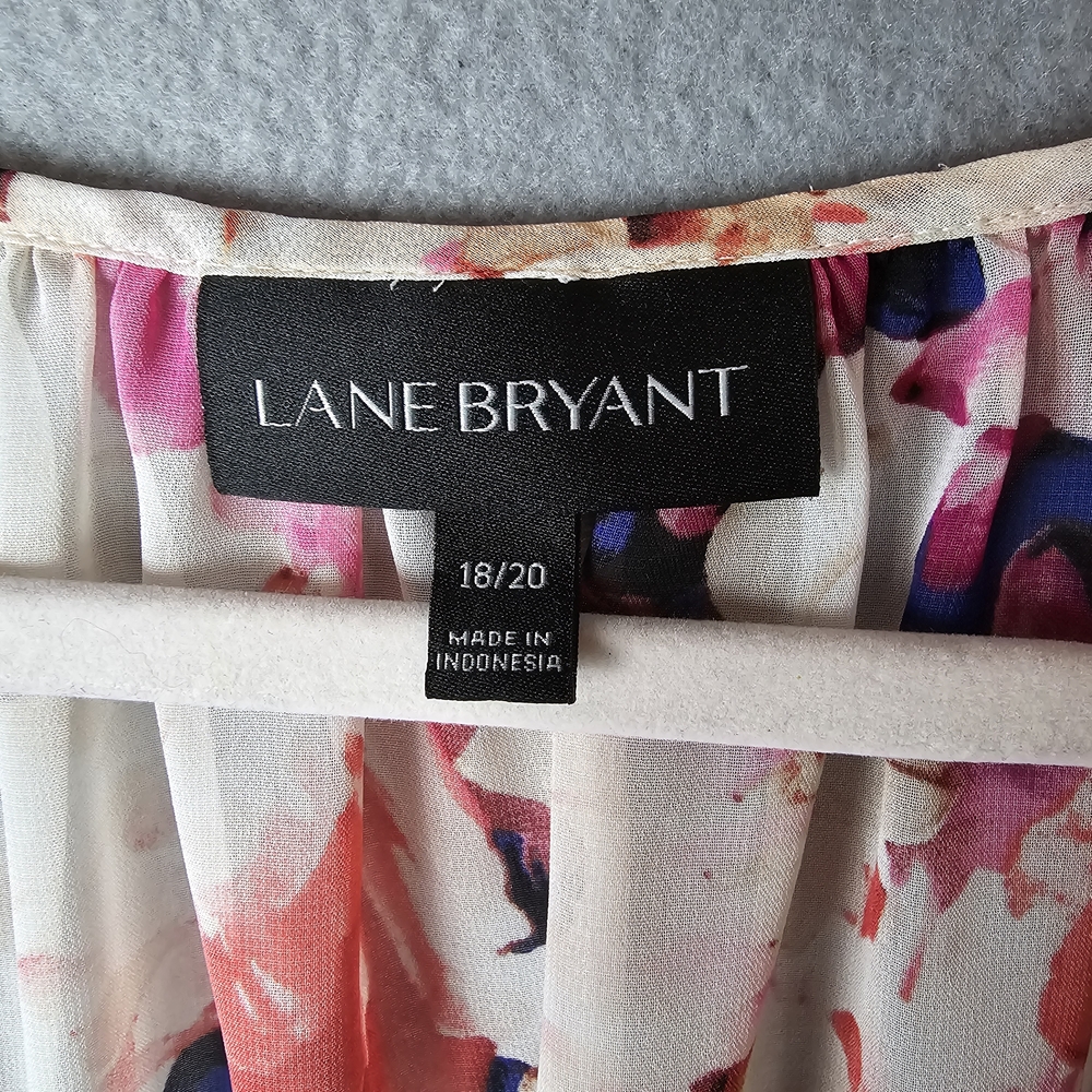 Lane Bryant Plus Size 18/20 Sheer Floral Blouse - Picture 3 of 9